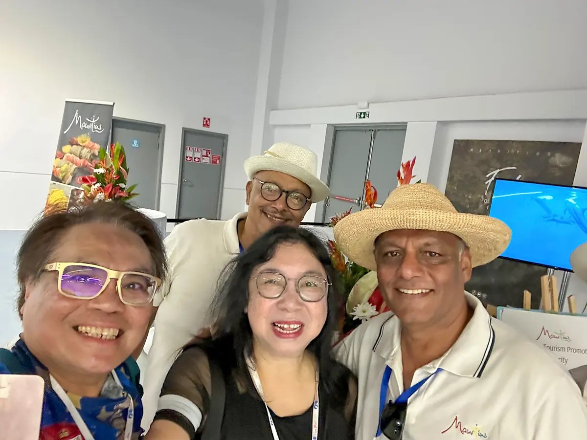 Prem Sham lors d'un salon de promotion touristique