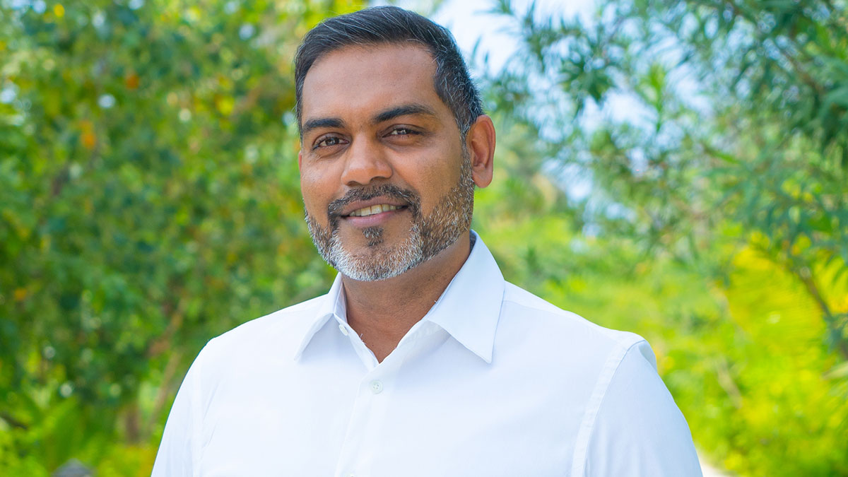 Le Mauricien  Deepak Booneady promu CEO de du groupe hôtelier « Sun Siyam »