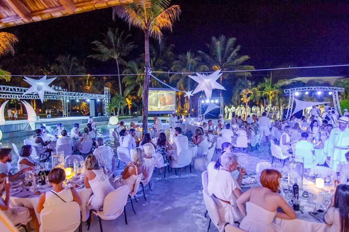 Diner blanc plage